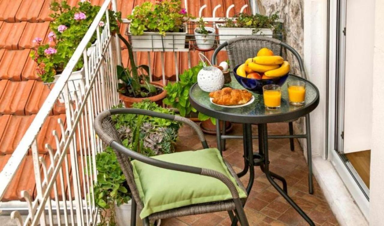 Apartman Gaby In Center Of Split Exterior photo